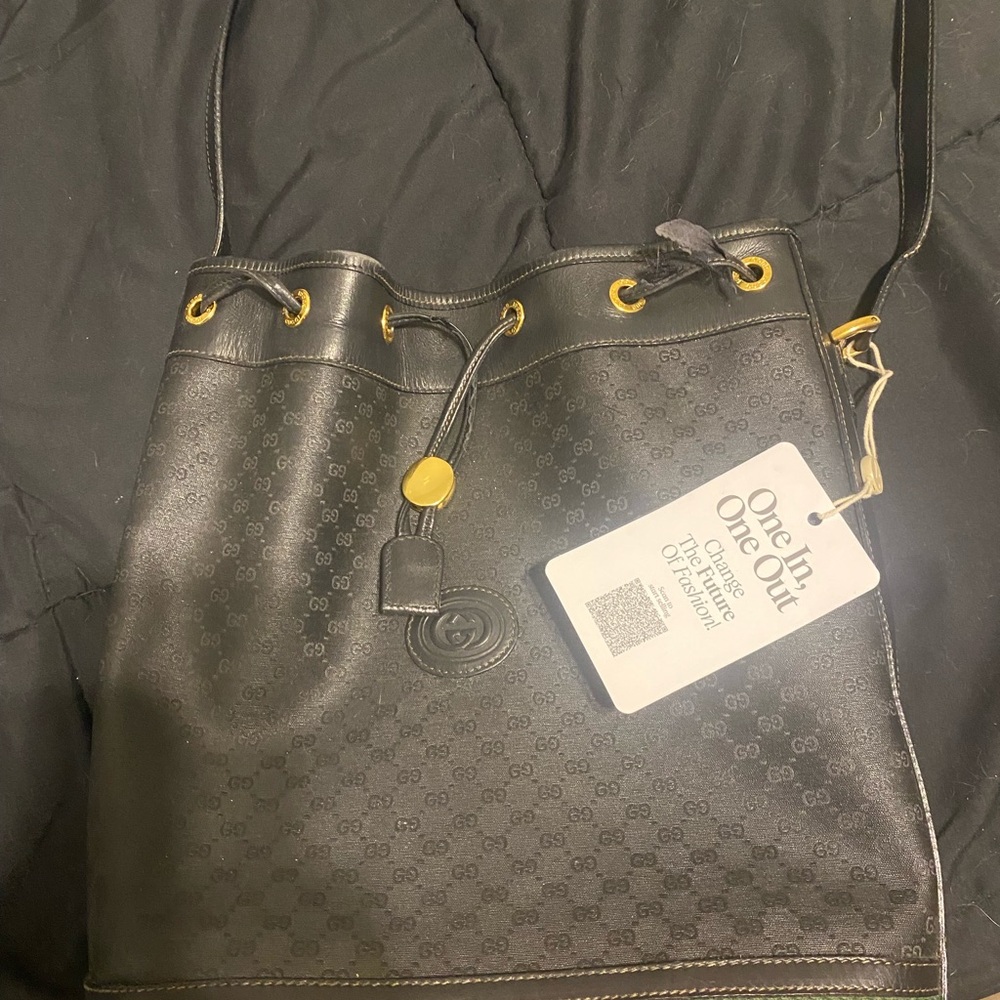 Gucci Ophelia Black Shoulder Bag with Gold Accents